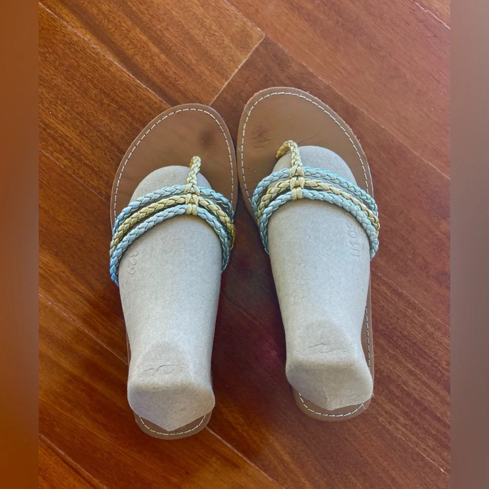 GAP KIDS GIRLS SANDALS SLIPPERS GOLD / SILVER SZ 3/4